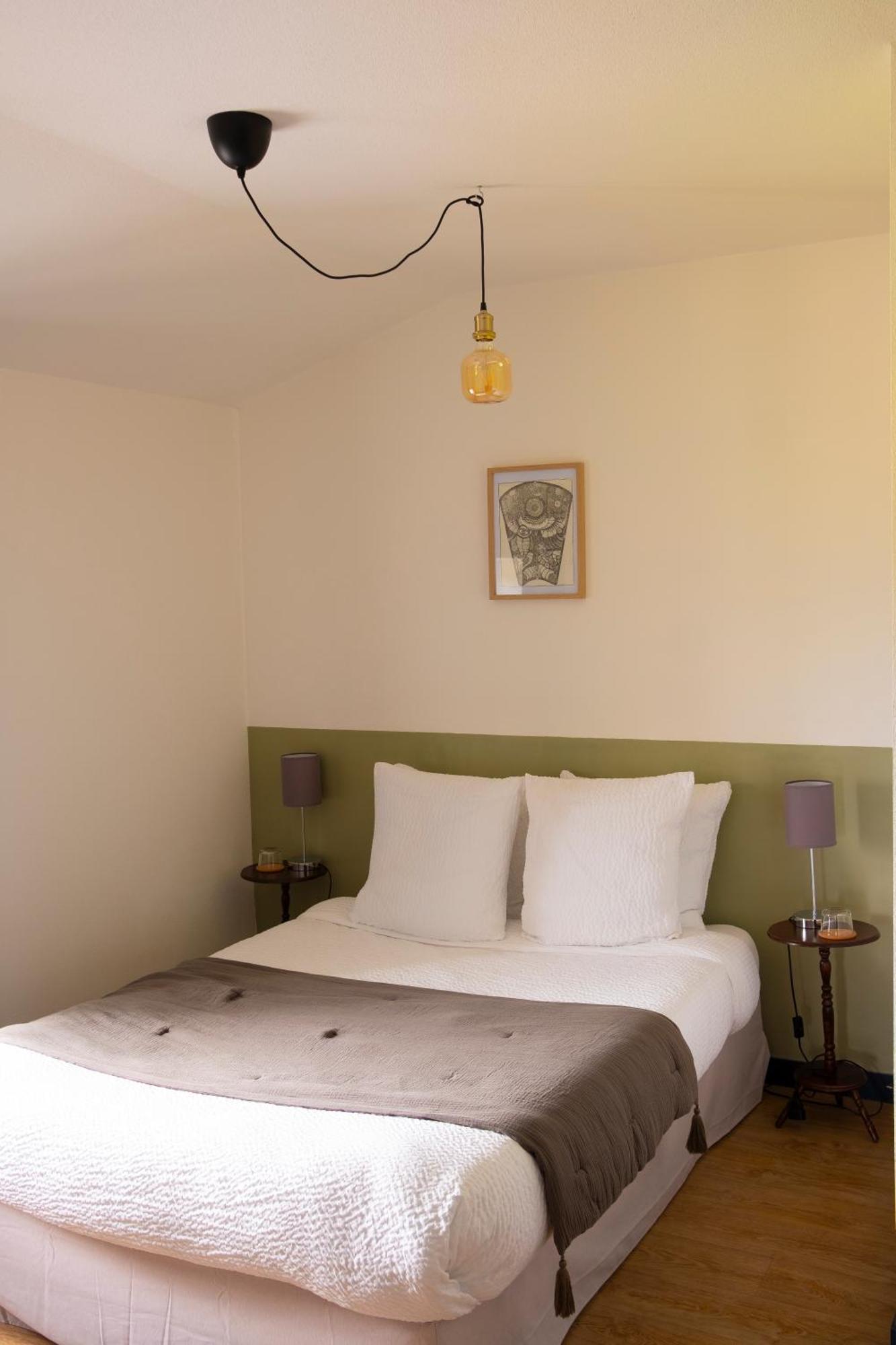 L'Auberge Du Campos Saint-Pierre-Duchamp ภายนอก รูปภาพ