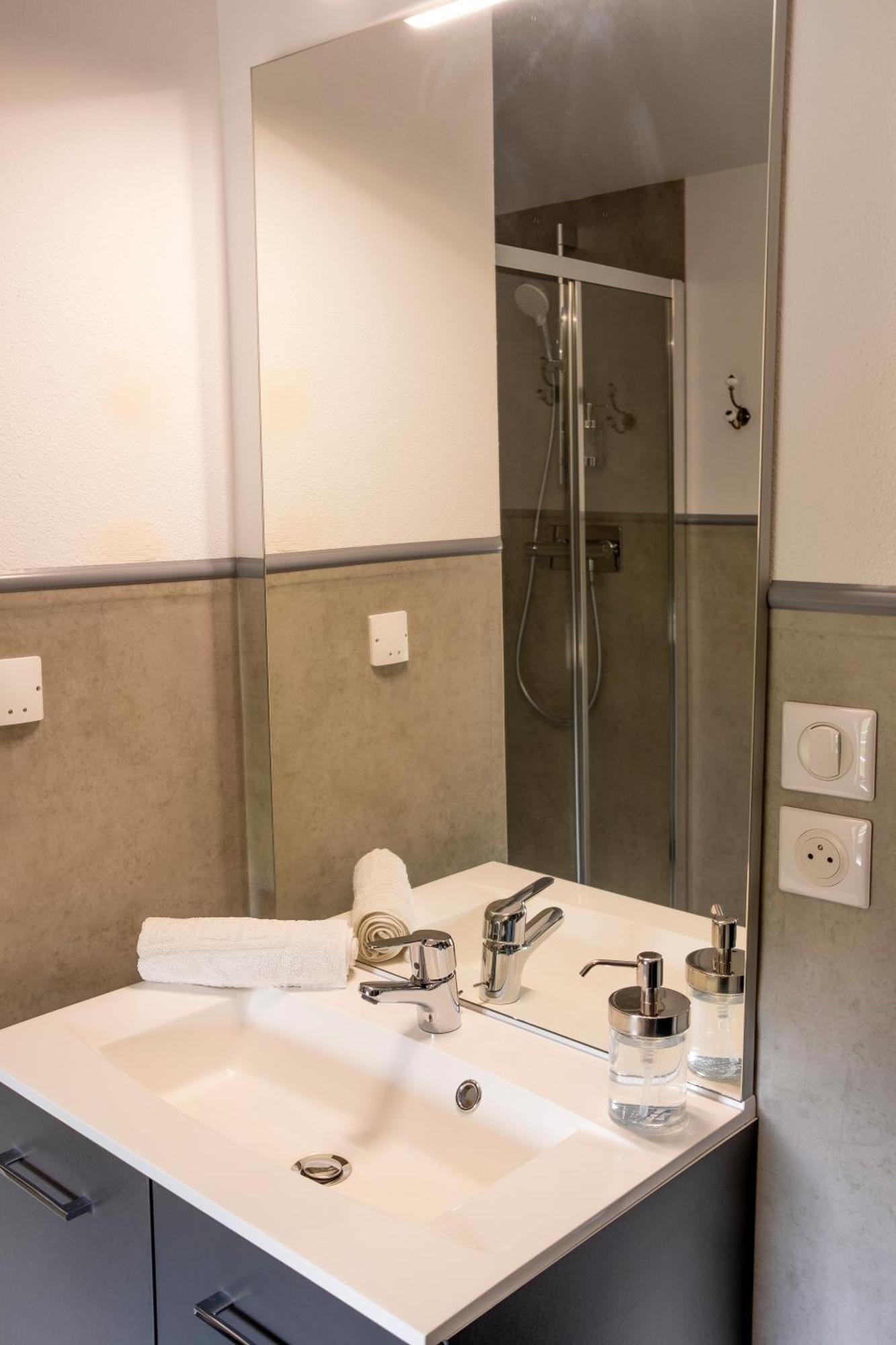 L'Auberge Du Campos Saint-Pierre-Duchamp ภายนอก รูปภาพ