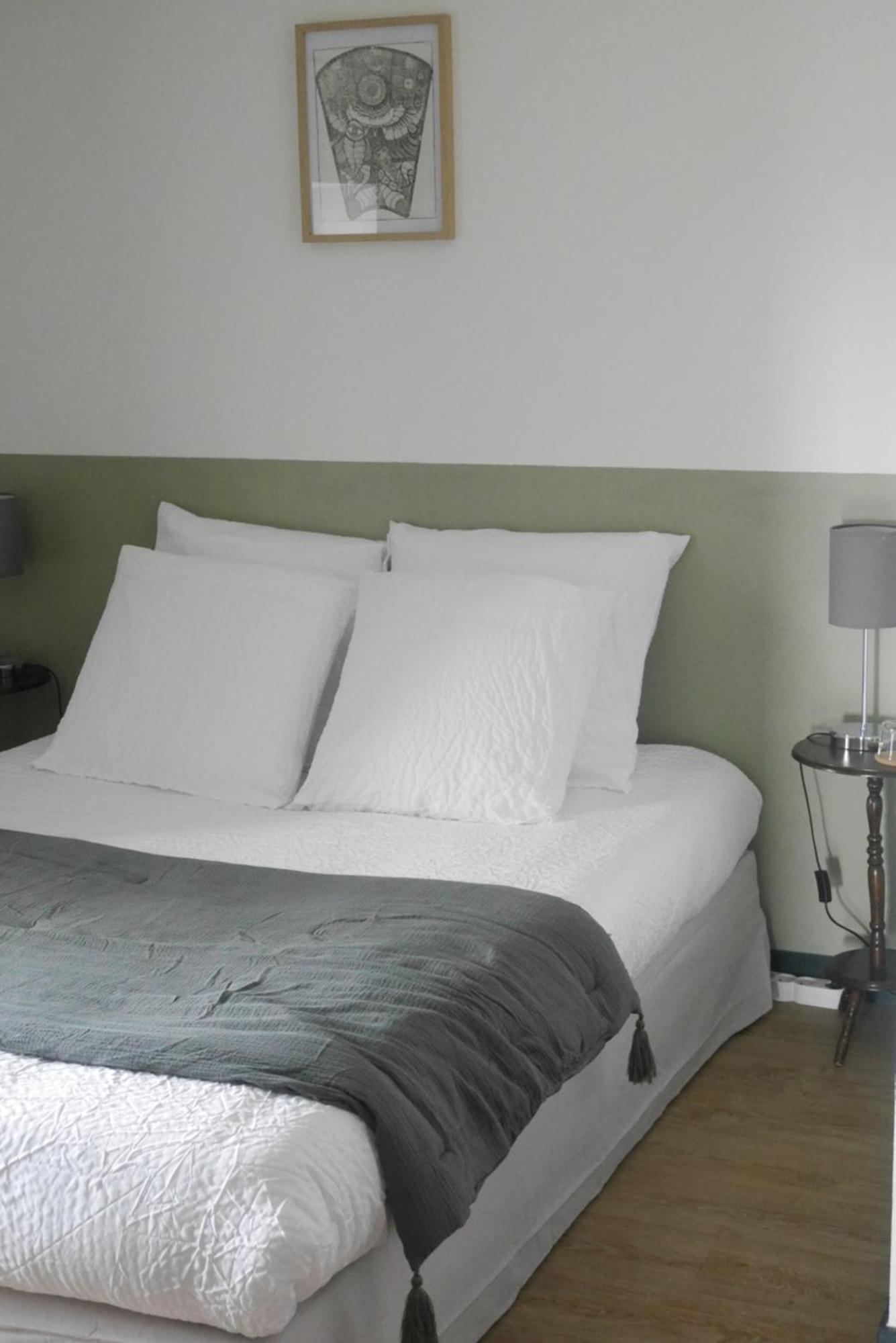 L'Auberge Du Campos Saint-Pierre-Duchamp ภายนอก รูปภาพ